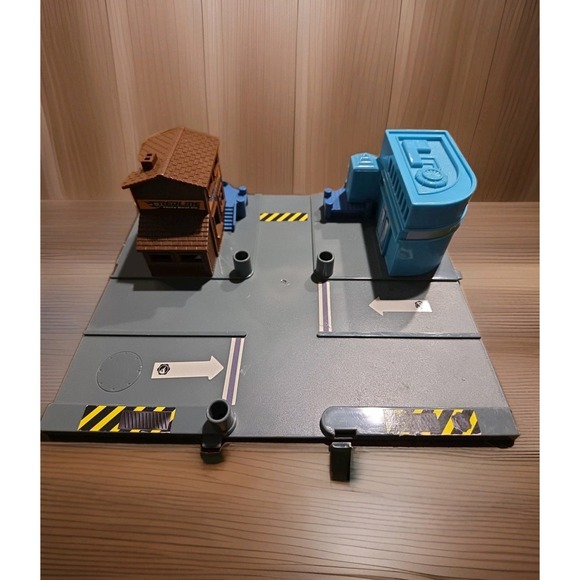 Mattel Other - Mattel Hot Wheels Aquarium And Boat Sale 2007